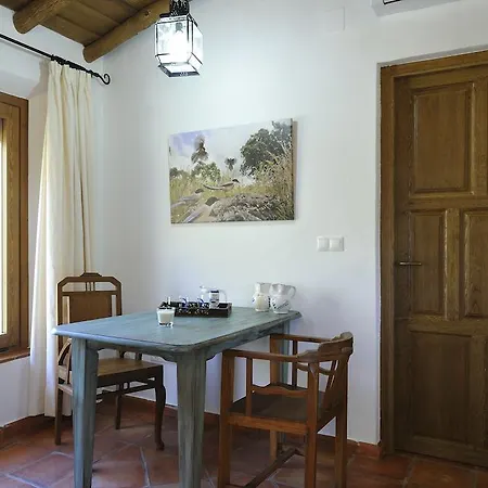 אכסניה Abubillas